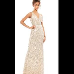 New! Mac Duggal SEQUINED V NECK COLUMN GOWN MSRP $338